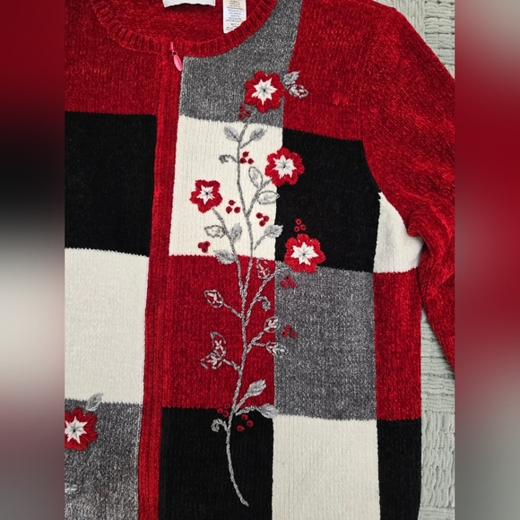 Alfred Dunner Womens Xl  Grandma Sweater Red  Full Zipper - Picture 6 of 9